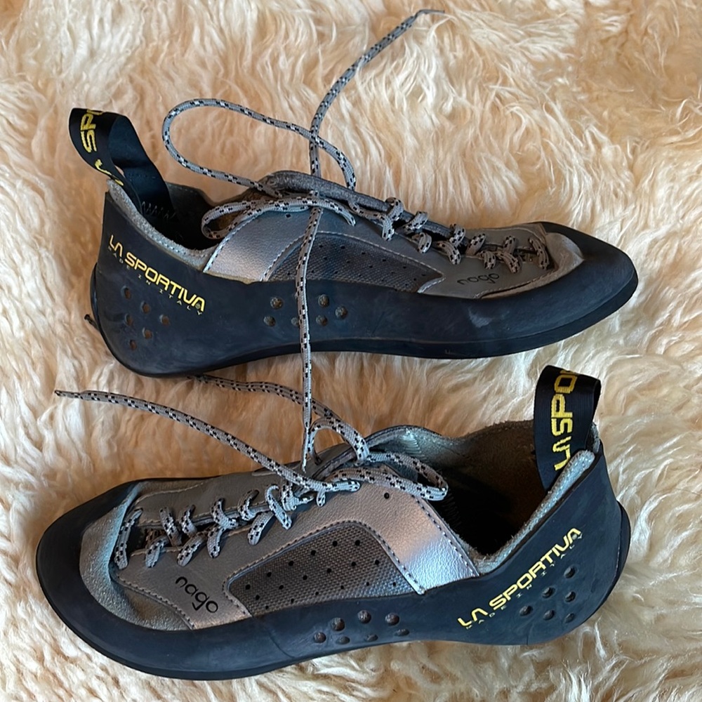 La Sportiva Women's Climbing / Bouldering Shoes
